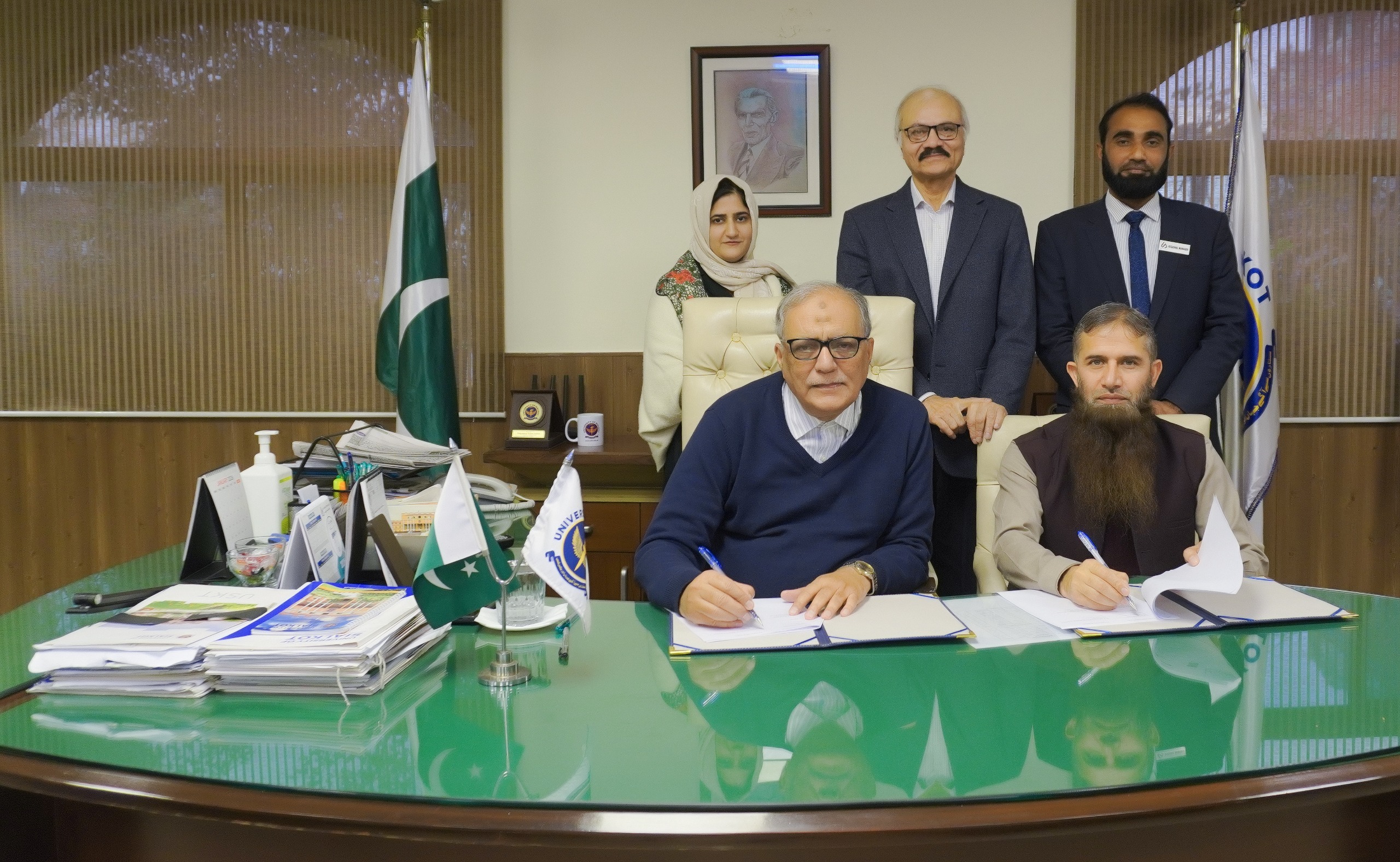 University of Sialkot Partners with Dr. Abdul Sattar’s Lab for Academic & Professional Excellence 🧪
